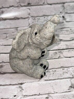 Vintage Quarry Critters Elephant Figurine Elijah Second 2nd Nature Design Dumbo